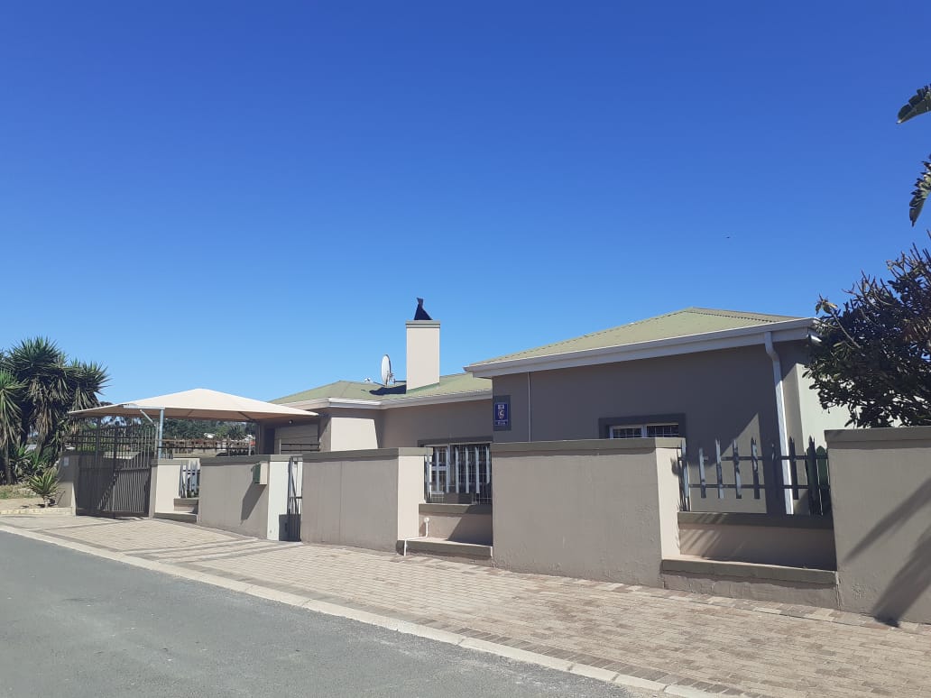 3 Bedroom Property for Sale in Vredenburg Western Cape